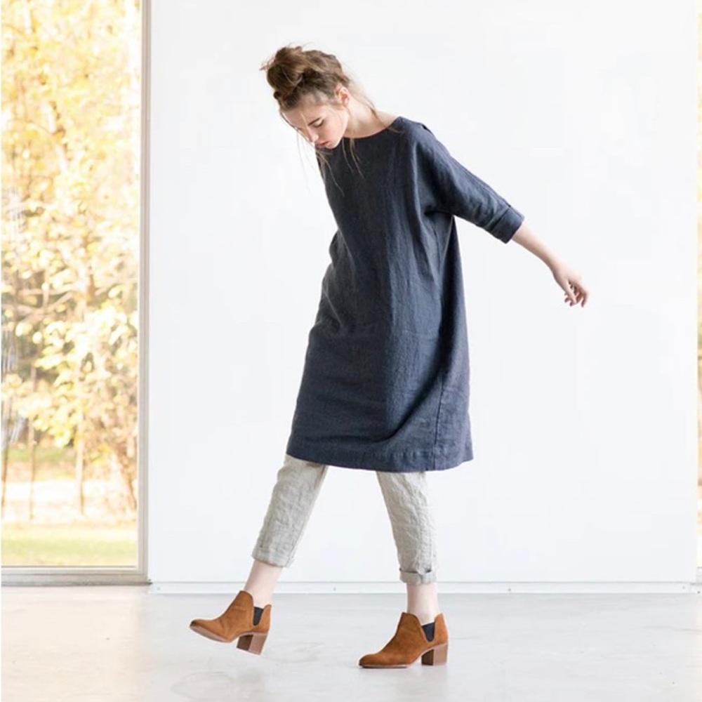 NPL November tunic in dark-grey-blue nursing friendly!!